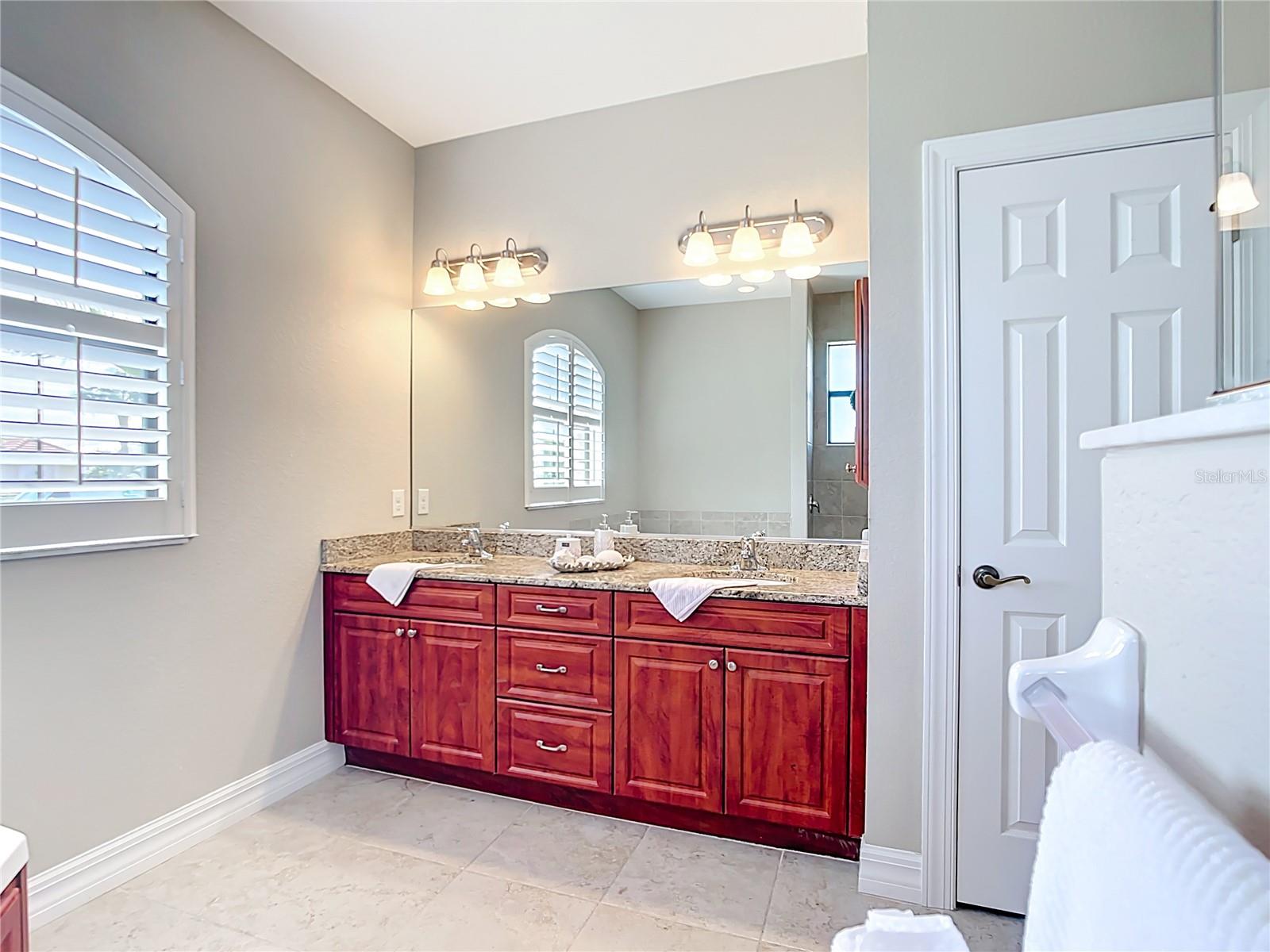 12605 BACCHUS RD, PORT CHARLOTTE, FL, 33981
