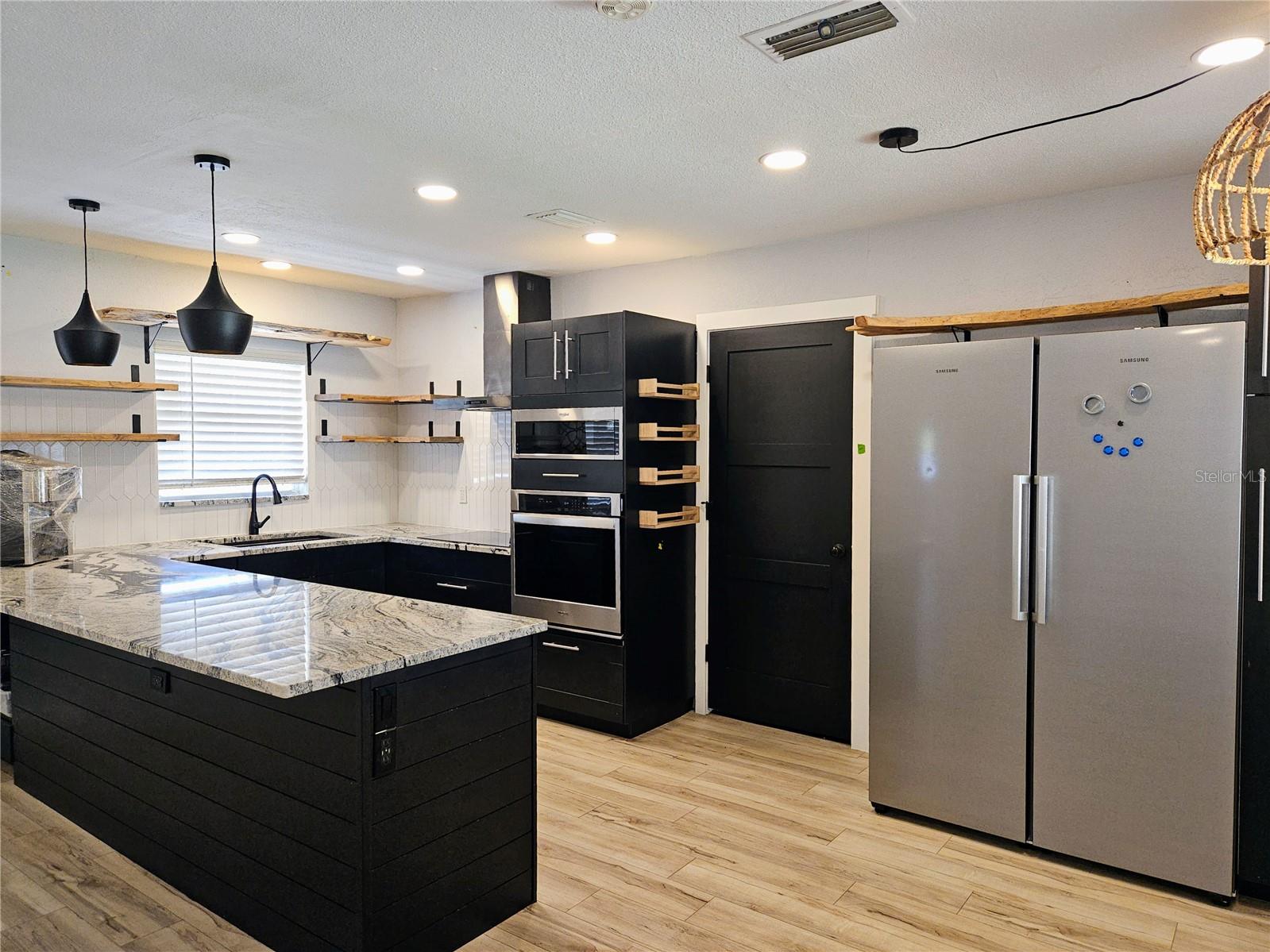 1304 PARKWOOD ST, CLEARWATER, FL, 33755