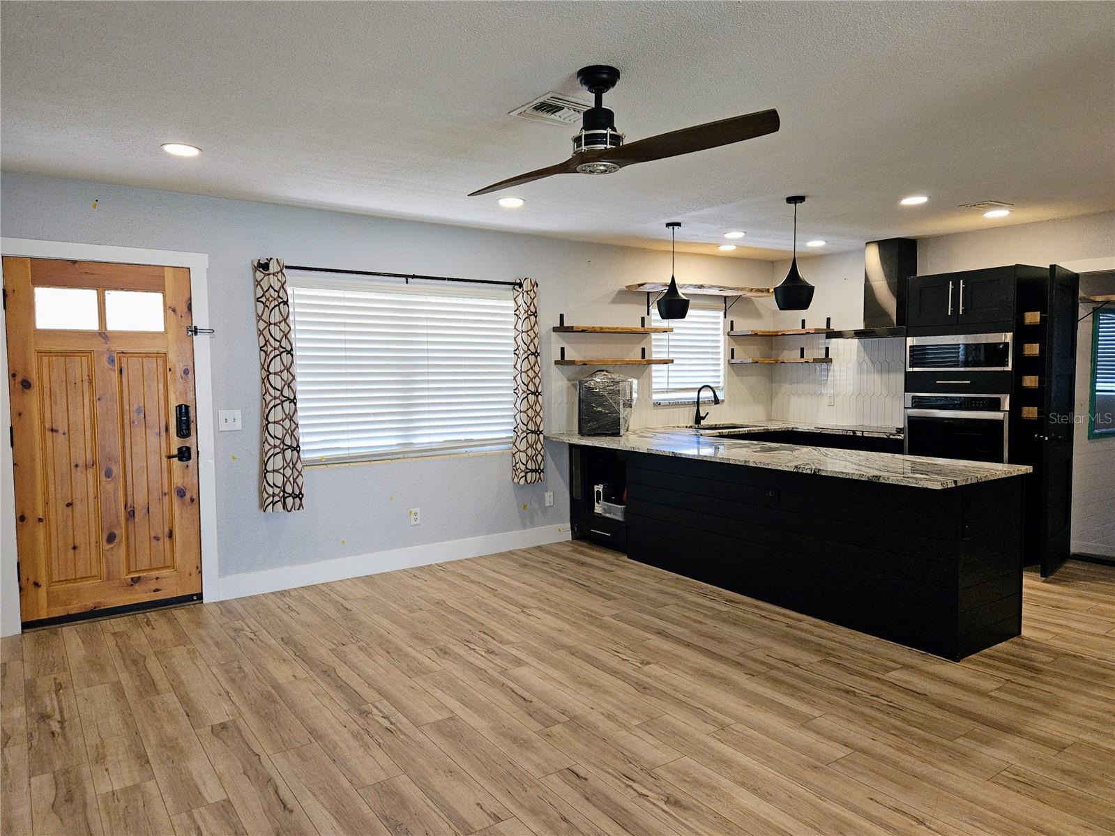 1304 PARKWOOD ST, CLEARWATER, FL, 33755