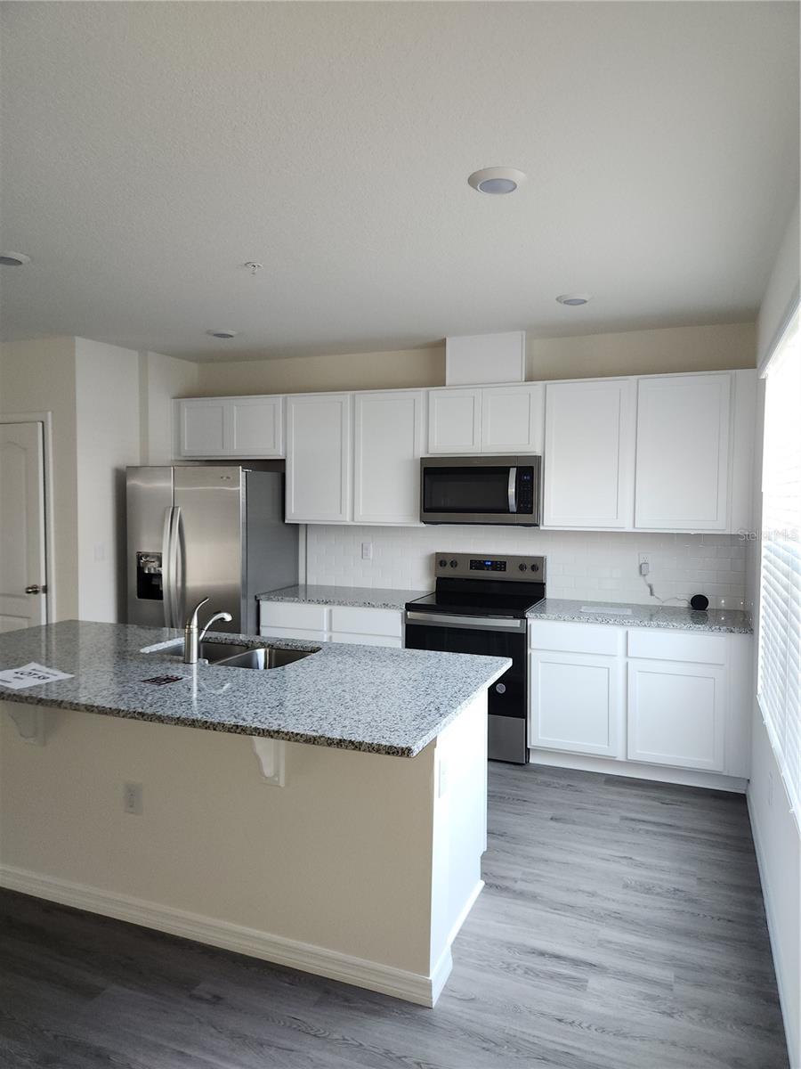 SOUTH MEWS/AVIAN POINTE, APOPKA, FL, 32703
