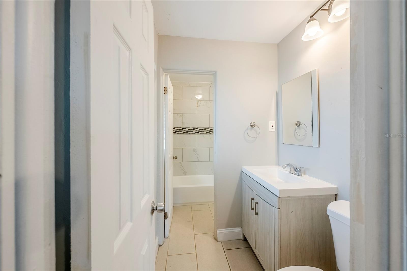 5210 GRANDVIEW DR, ORLANDO, FL, 32808