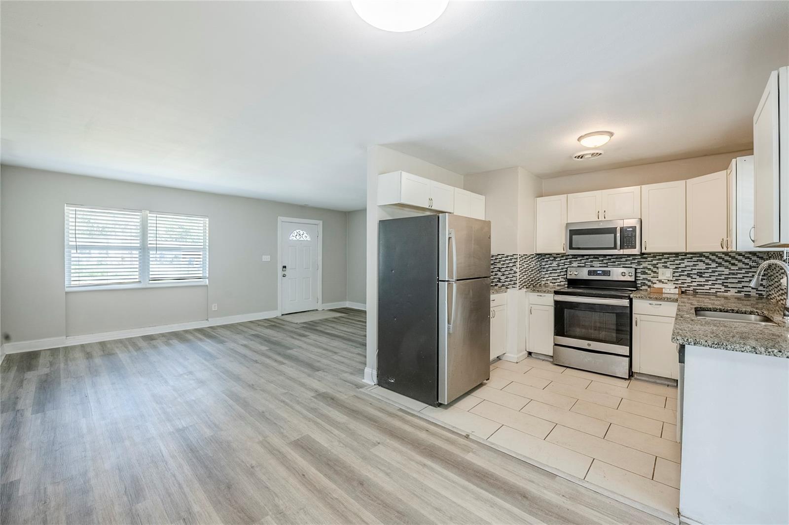 5210 GRANDVIEW DR, ORLANDO, FL, 32808