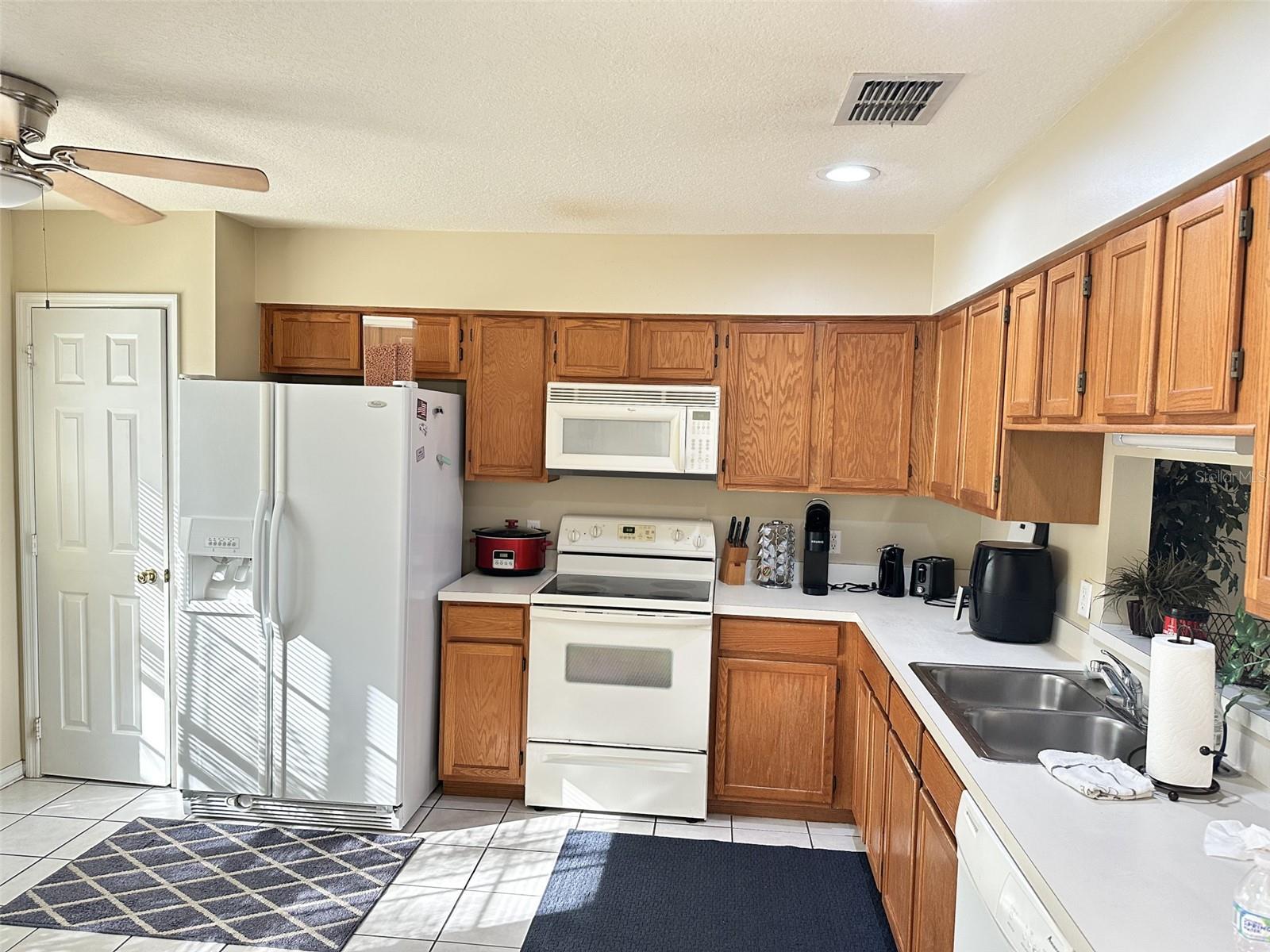 875 W CHARING CROSS CIR, LAKE MARY, FL, 32746