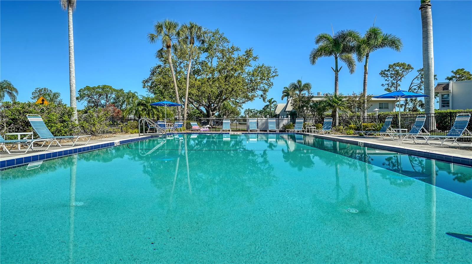 7231 W COUNTRY CLUB DR N #231, SARASOTA, FL, 34243