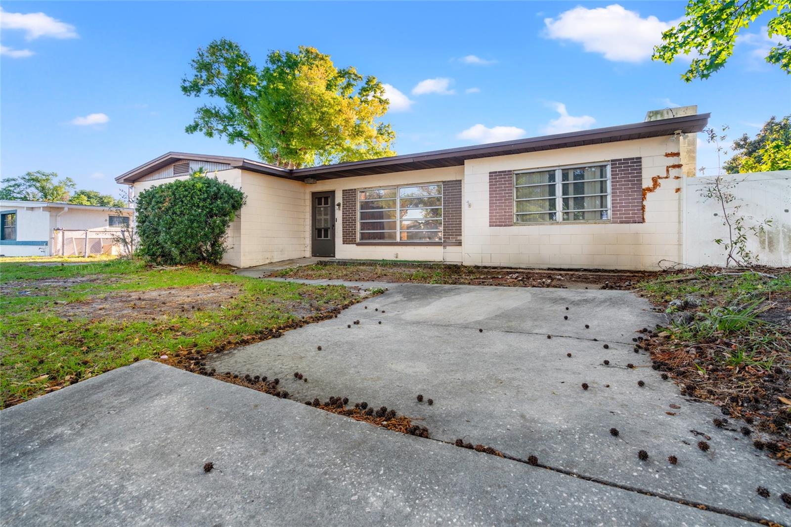 7811 EGYPT LAKE DR, TAMPA, FL, 33614