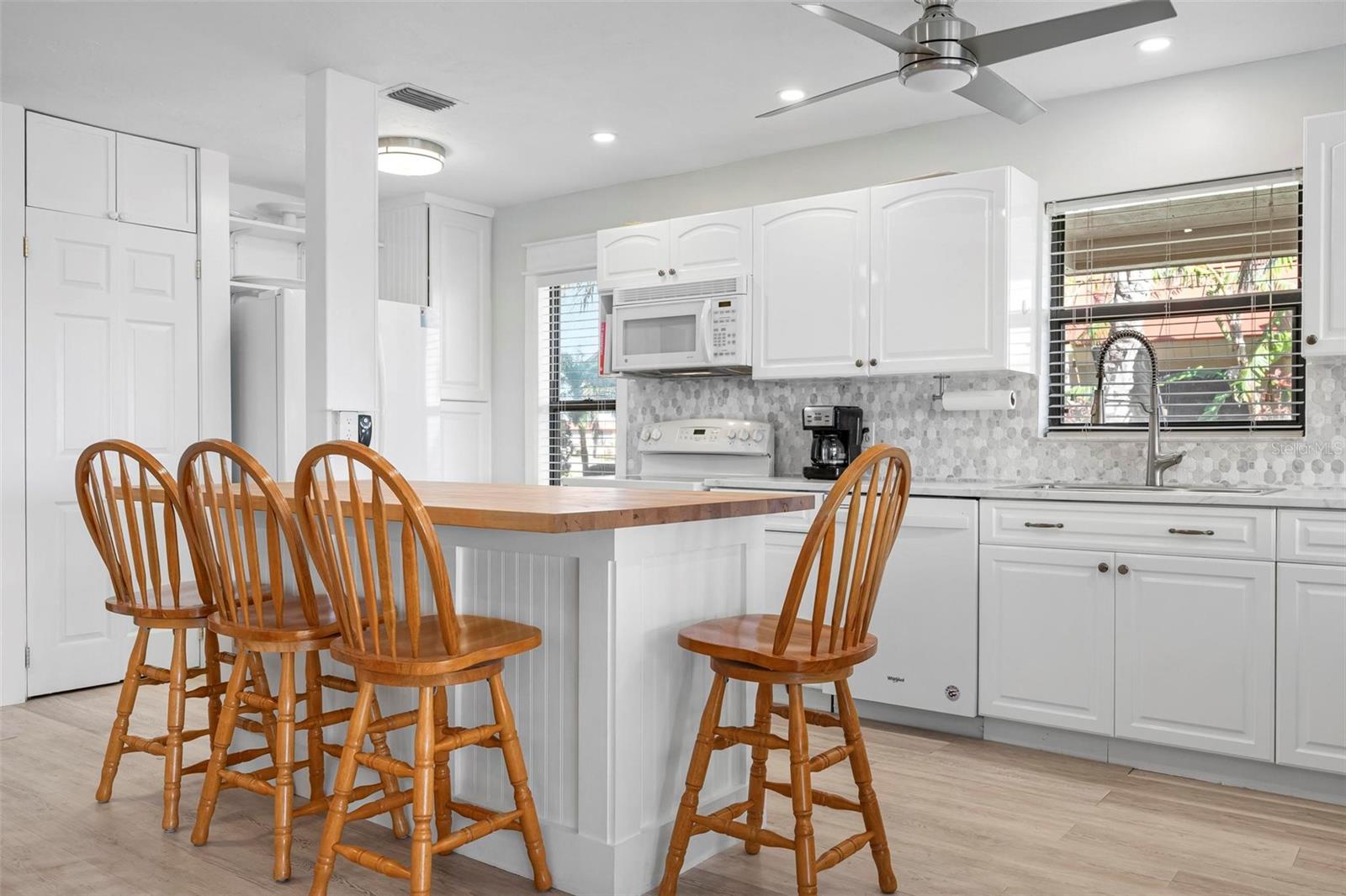 3875 CATALINA DR, BRADENTON, FL, 34210