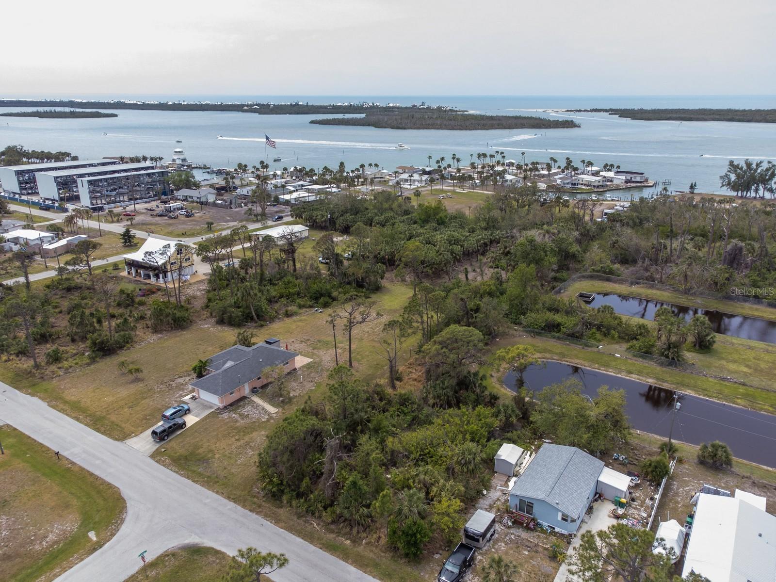 3021 HOLLY AVE, ENGLEWOOD, FL, 34224
