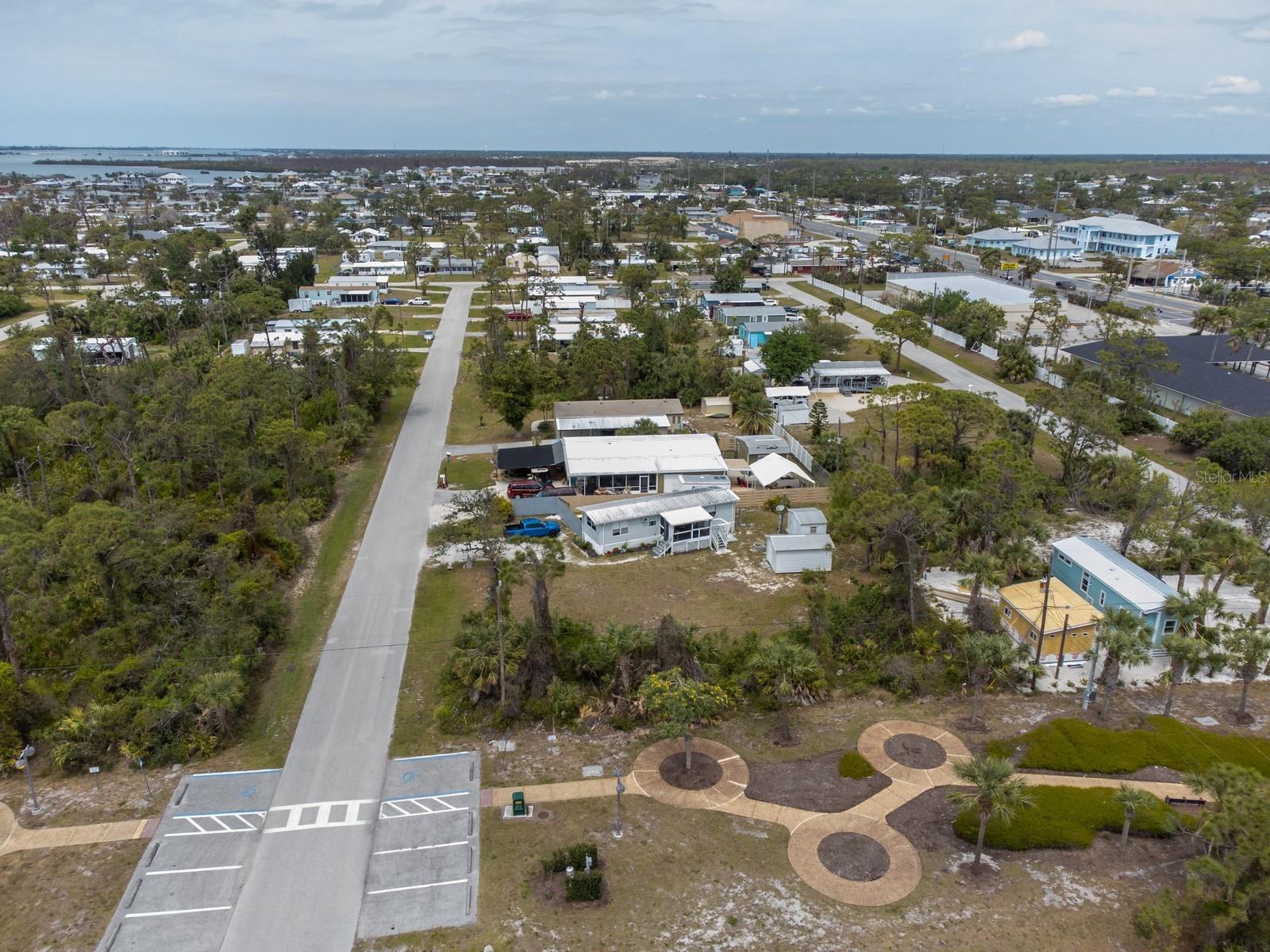 3021 HOLLY AVE, ENGLEWOOD, FL, 34224