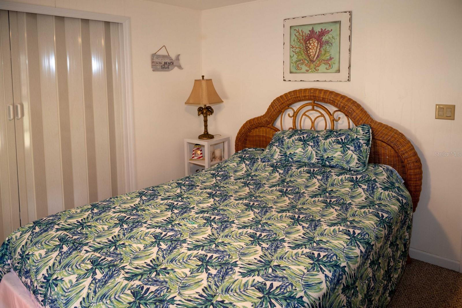 3021 HOLLY AVE, ENGLEWOOD, FL, 34224