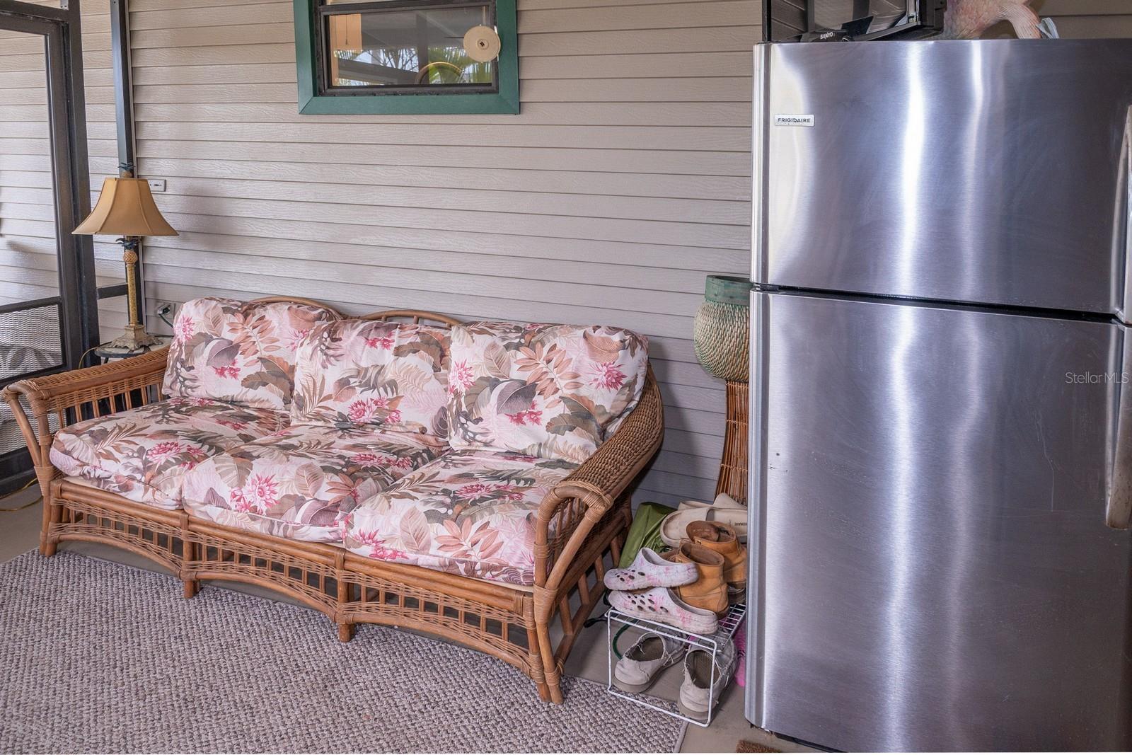 3021 HOLLY AVE, ENGLEWOOD, FL, 34224