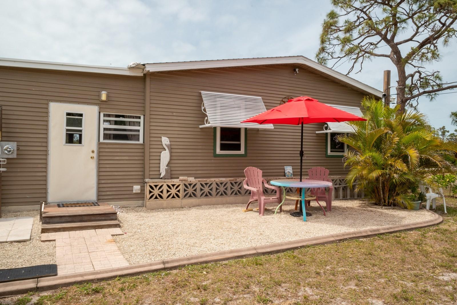 3021 HOLLY AVE, ENGLEWOOD, FL, 34224