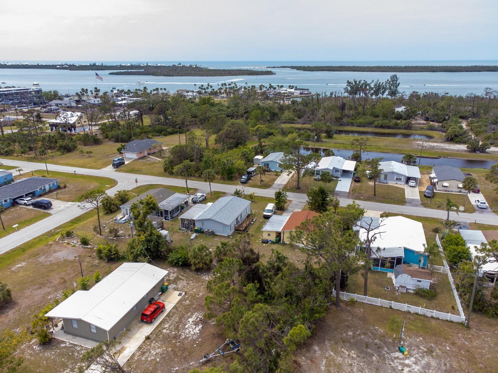 3021 HOLLY AVE, ENGLEWOOD, FL, 34224