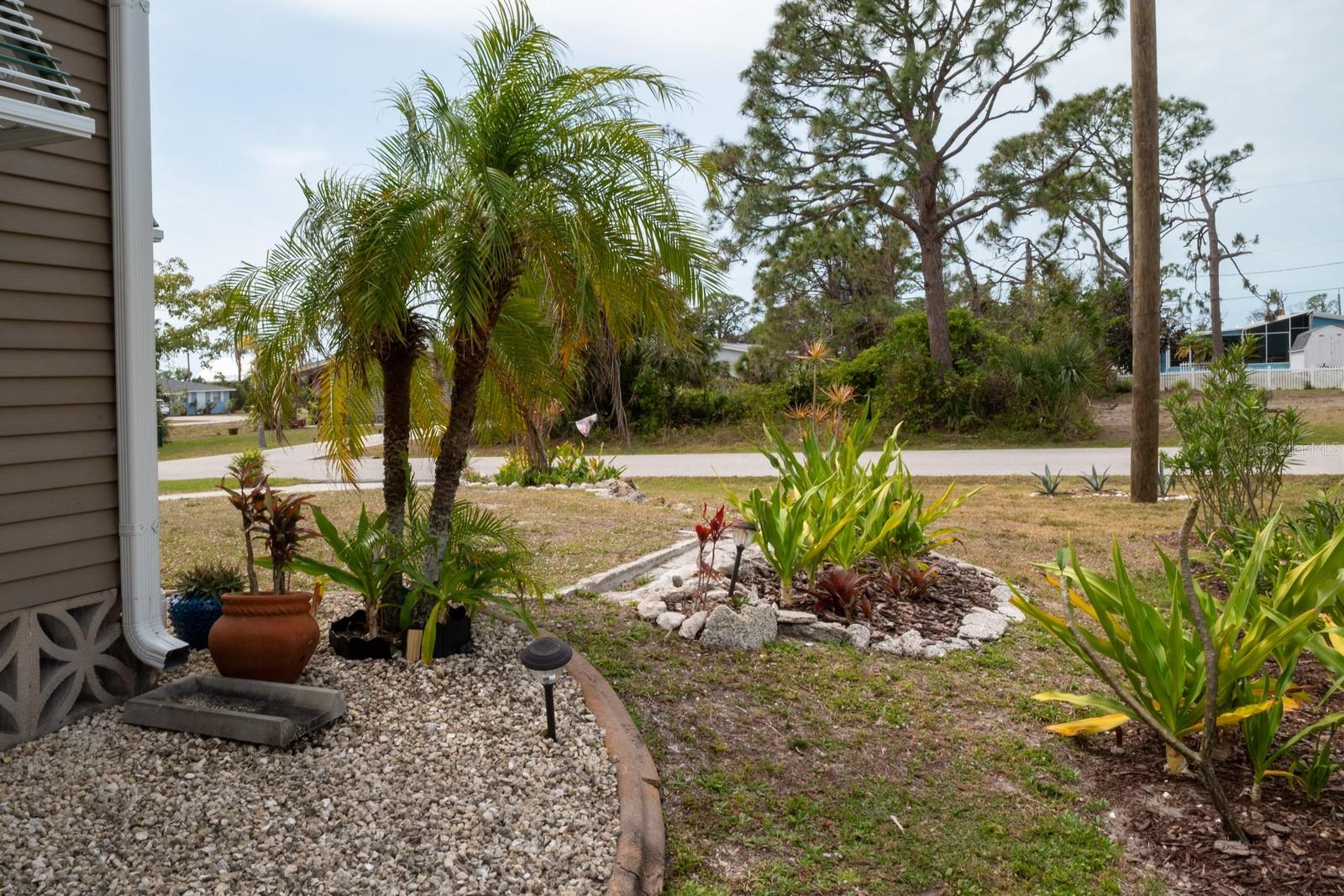 3021 HOLLY AVE, ENGLEWOOD, FL, 34224