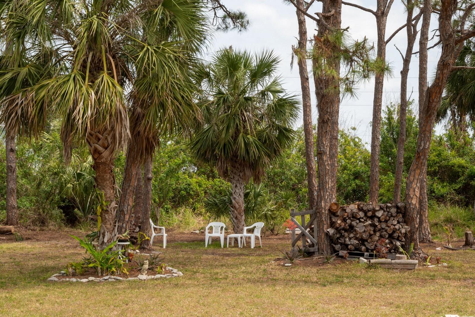3021 HOLLY AVE, ENGLEWOOD, FL, 34224