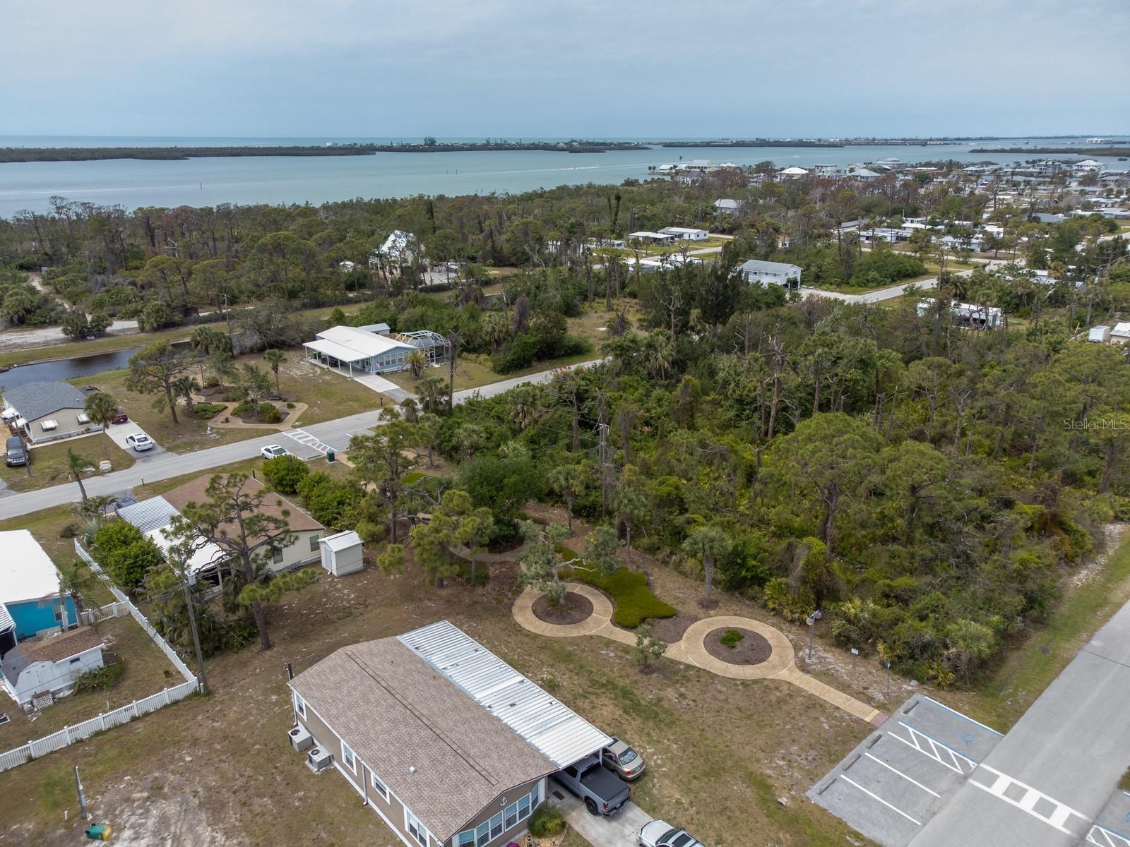 3021 HOLLY AVE, ENGLEWOOD, FL, 34224