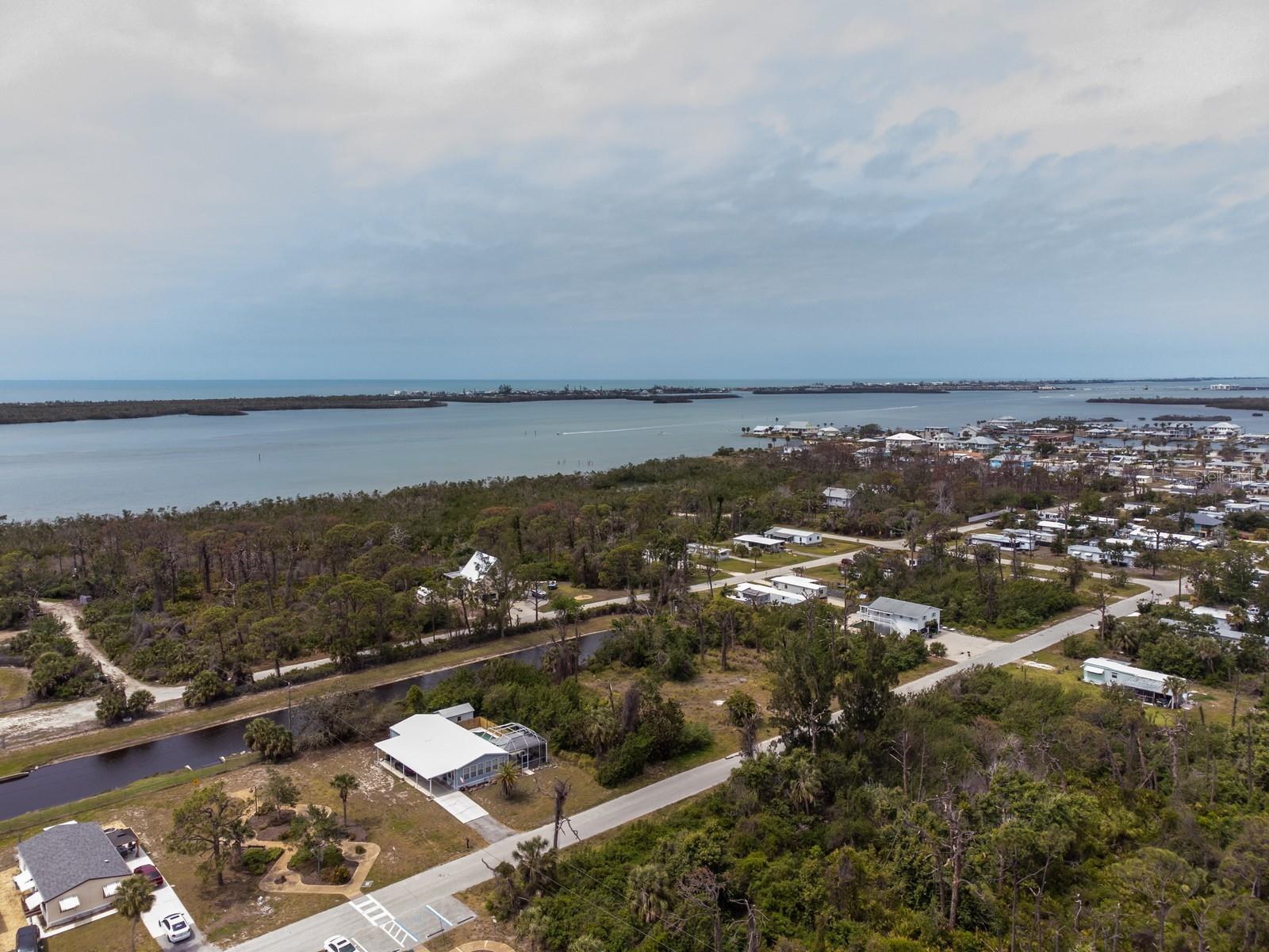 3021 HOLLY AVE, ENGLEWOOD, FL, 34224