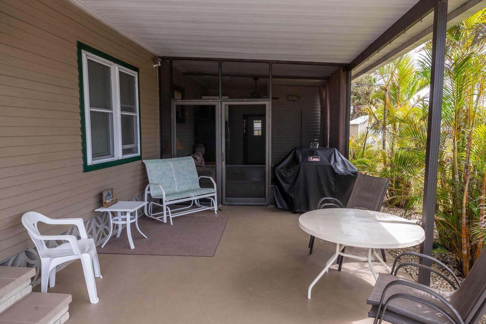 3021 HOLLY AVE, ENGLEWOOD, FL, 34224