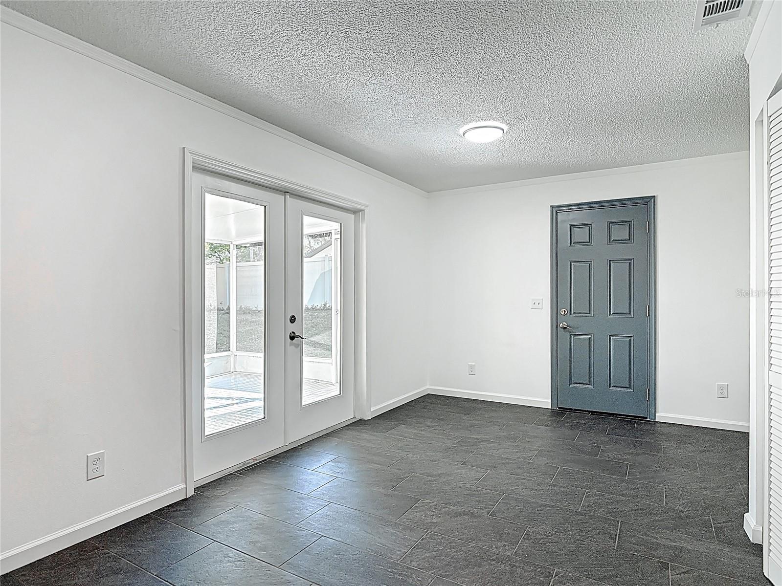 145 W FERN DR, ORANGE CITY, FL, 32763