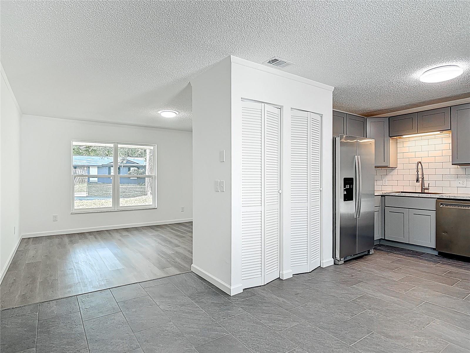 145 W FERN DR, ORANGE CITY, FL, 32763