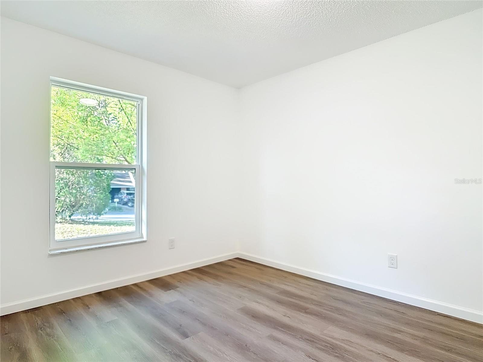 145 W FERN DR, ORANGE CITY, FL, 32763