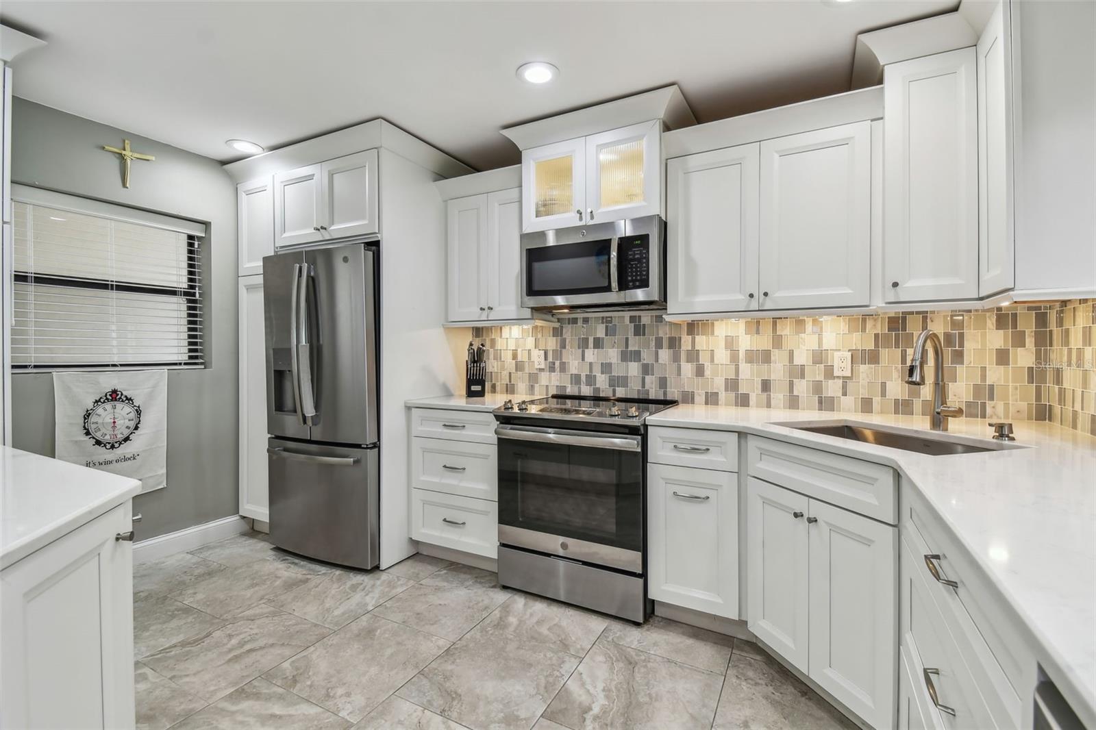 7300 SUN ISLAND DR S #1705, SOUTH PASADENA, FL, 33707