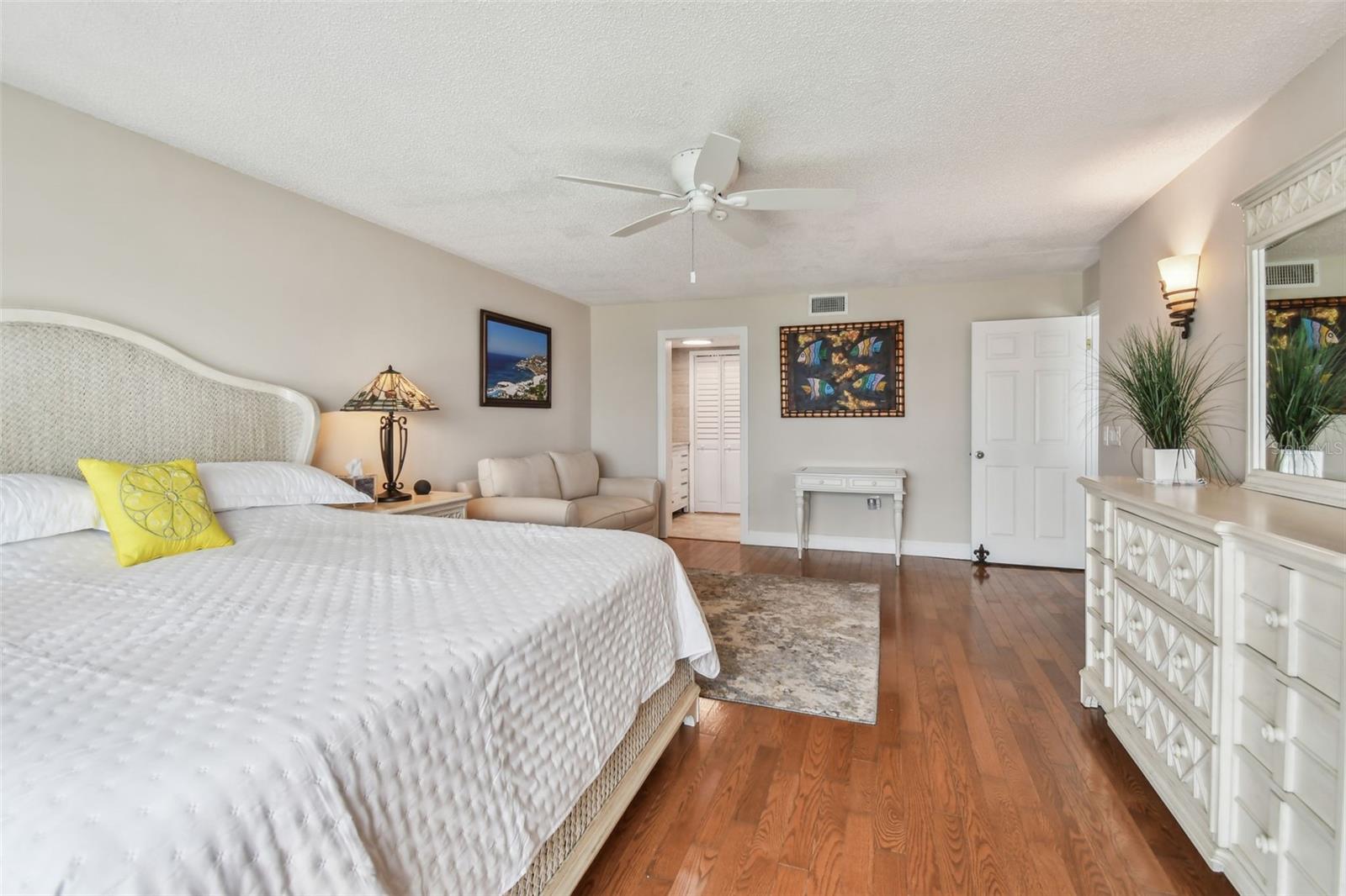 7300 SUN ISLAND DR S #1705, SOUTH PASADENA, FL, 33707