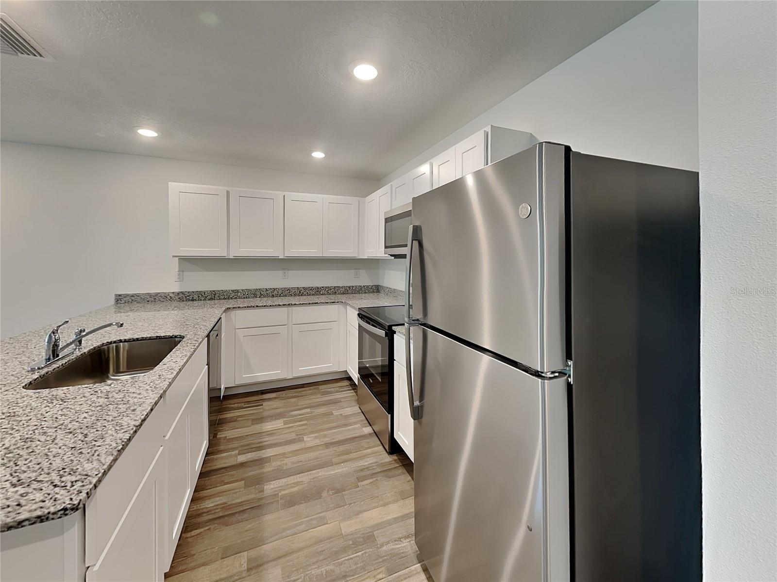 9868 N SWANEE TER, DUNNELLON, FL, 34433