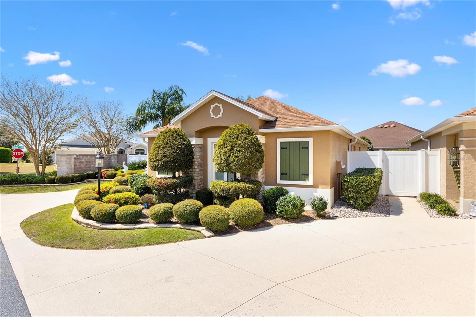 1143 BARRINEAU PL, THE VILLAGES, FL, 32163
