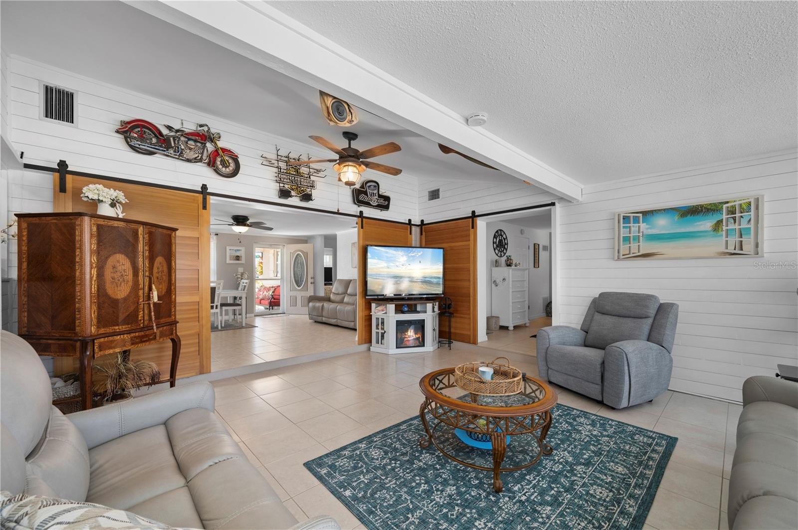 21194 EDGEWATER DR, PORT CHARLOTTE, FL, 33952