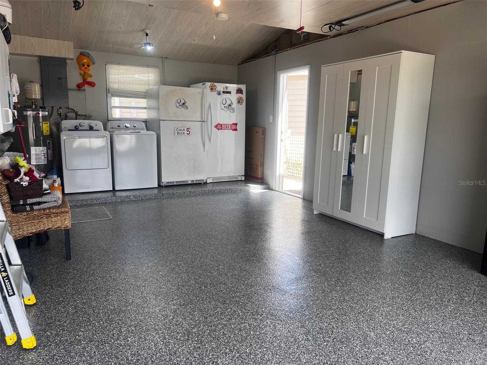 21194 EDGEWATER DR, PORT CHARLOTTE, FL, 33952