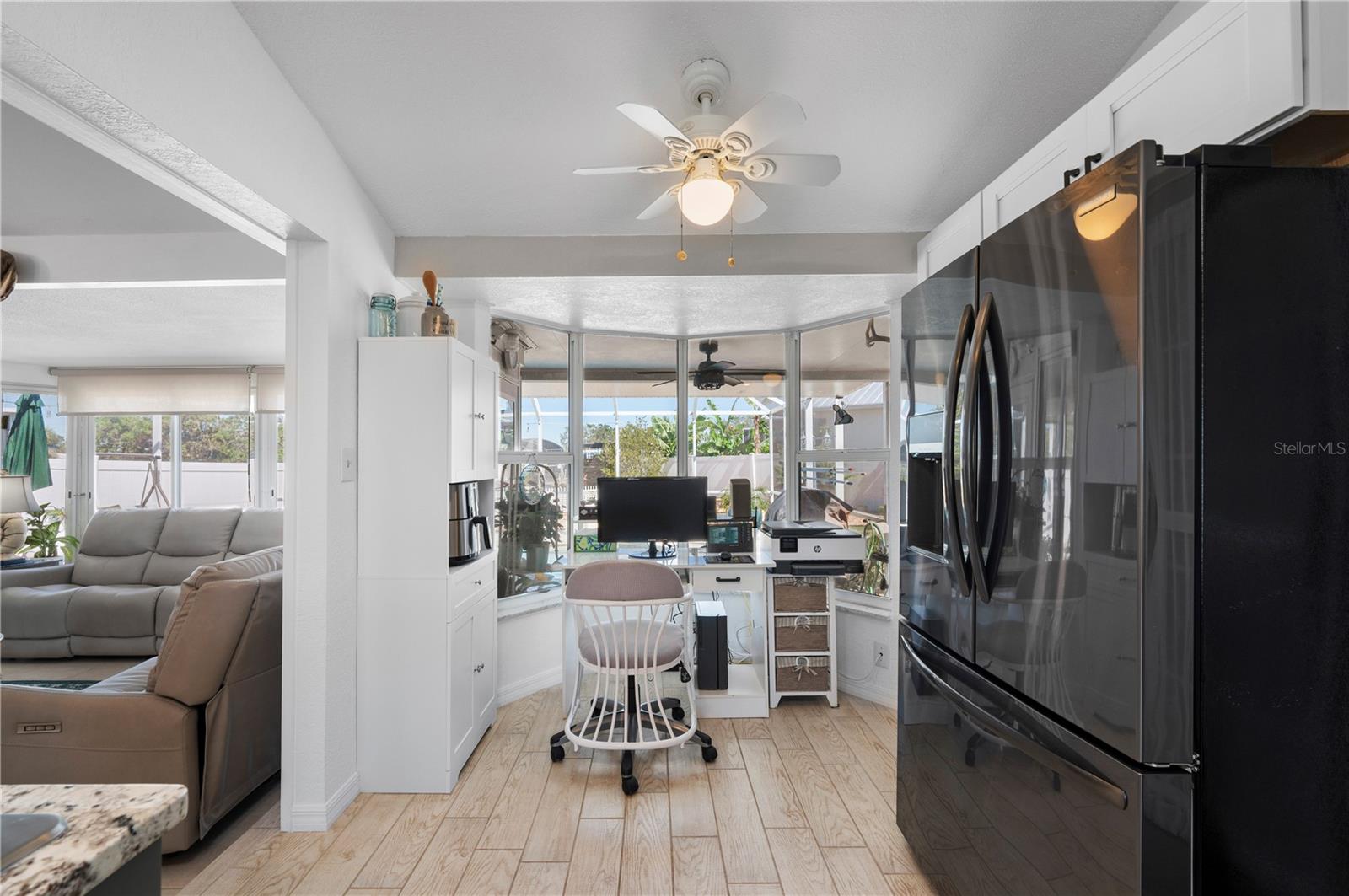 21194 EDGEWATER DR, PORT CHARLOTTE, FL, 33952