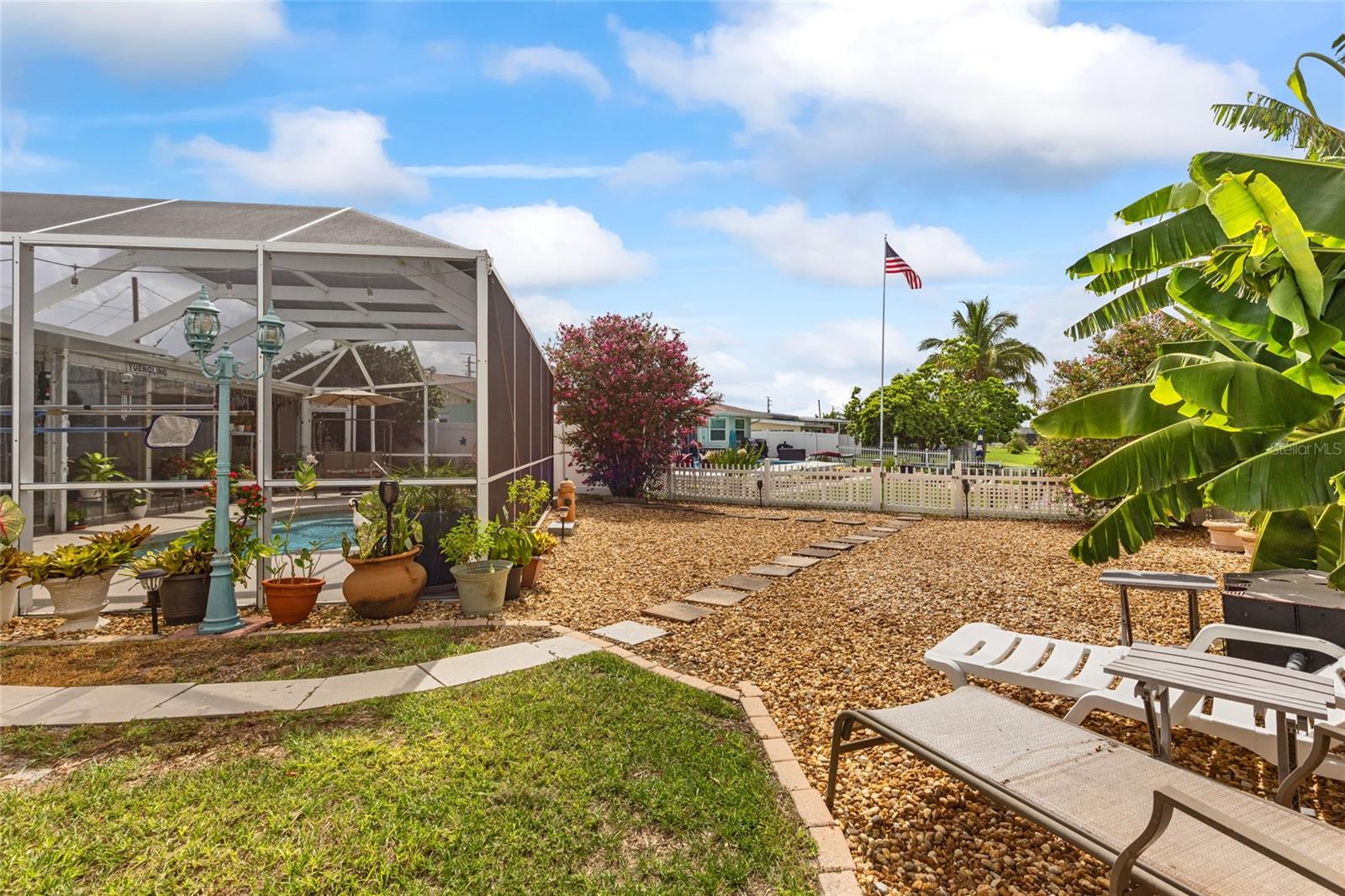 21194 EDGEWATER DR, PORT CHARLOTTE, FL, 33952