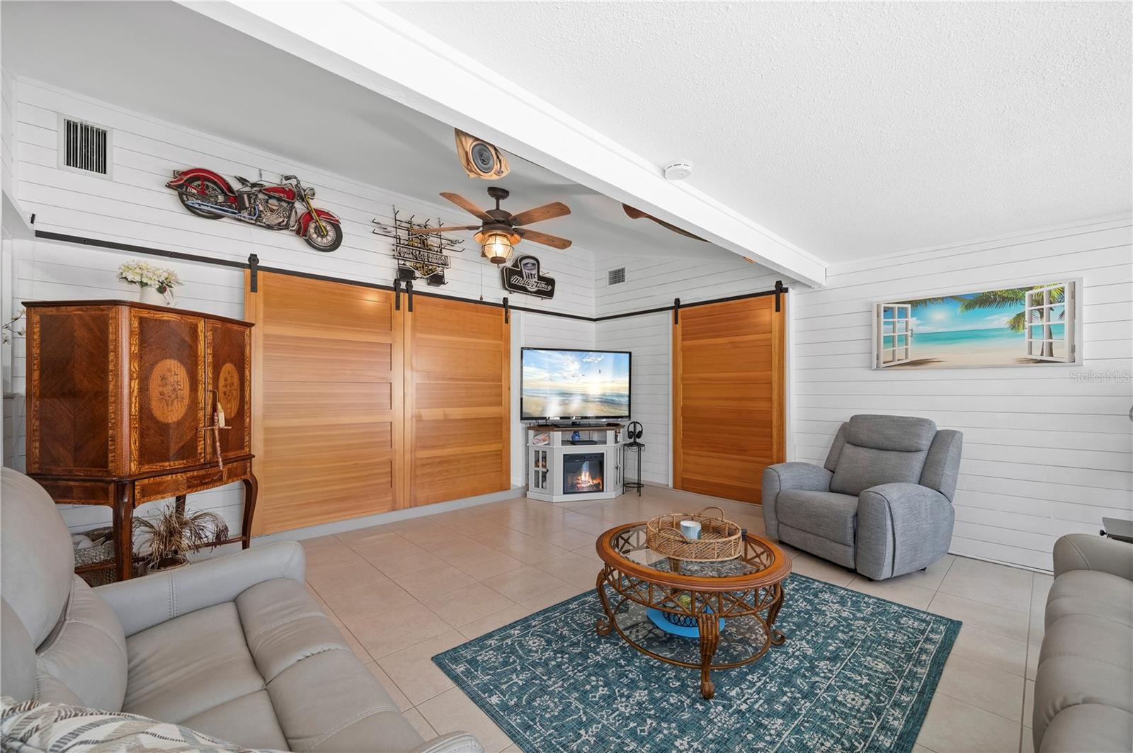 21194 EDGEWATER DR, PORT CHARLOTTE, FL, 33952