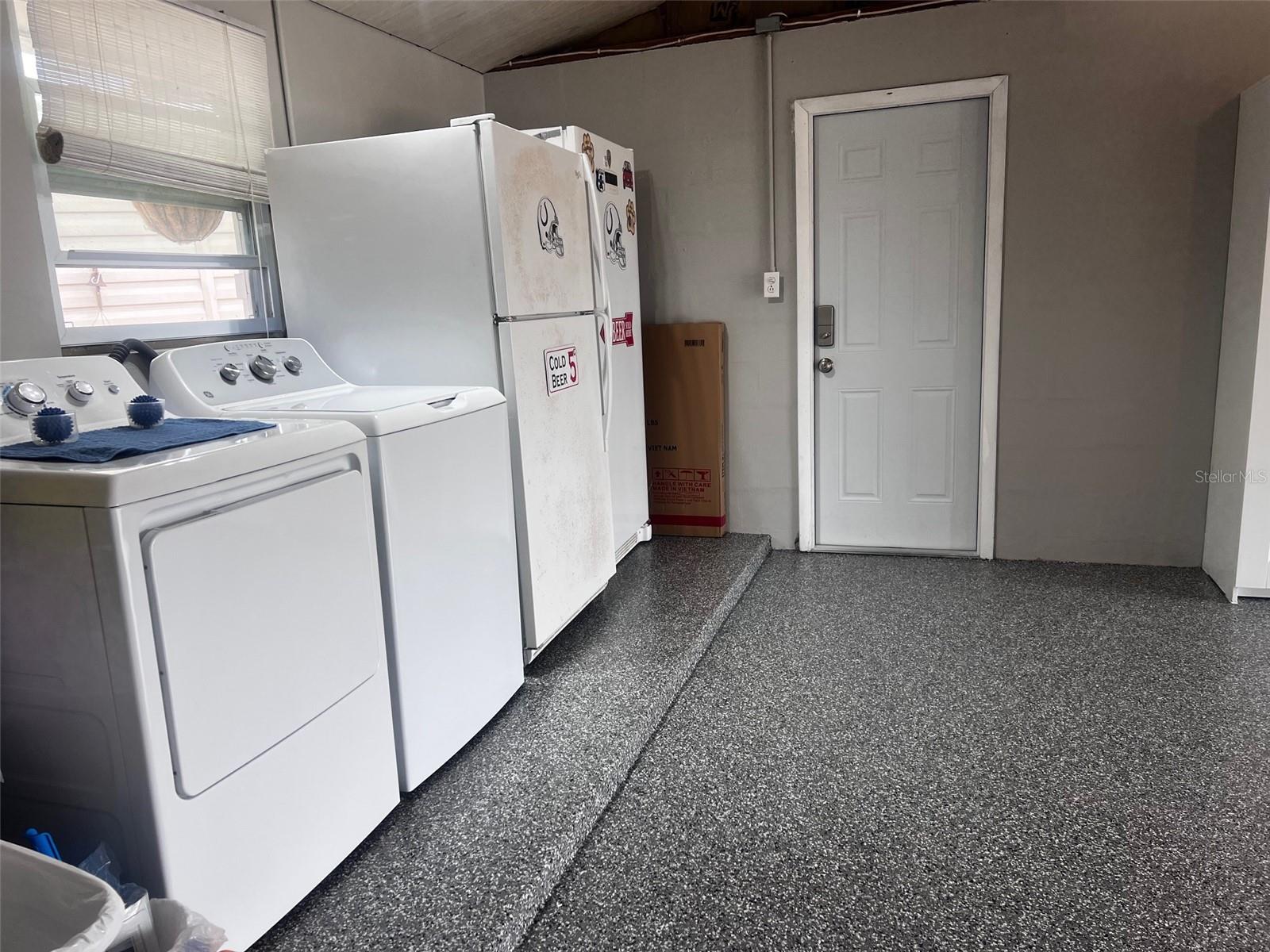 21194 EDGEWATER DR, PORT CHARLOTTE, FL, 33952