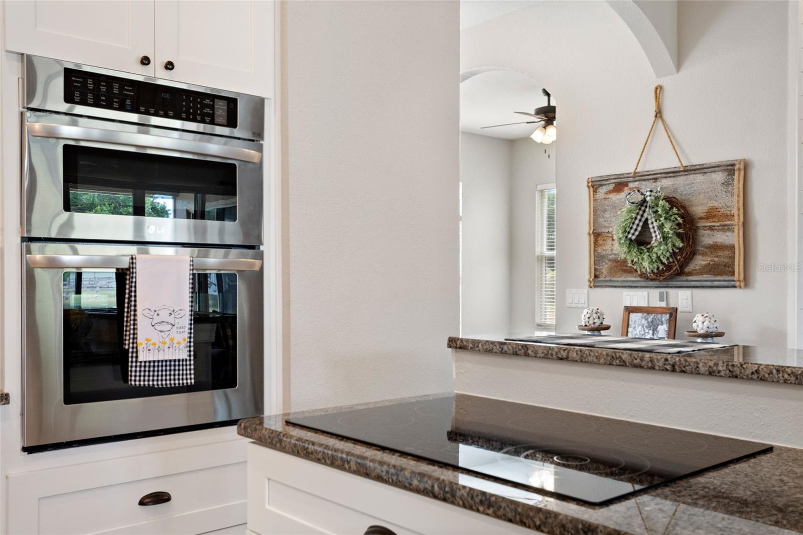 32421 WOLFS TRL, SORRENTO, FL, 32776