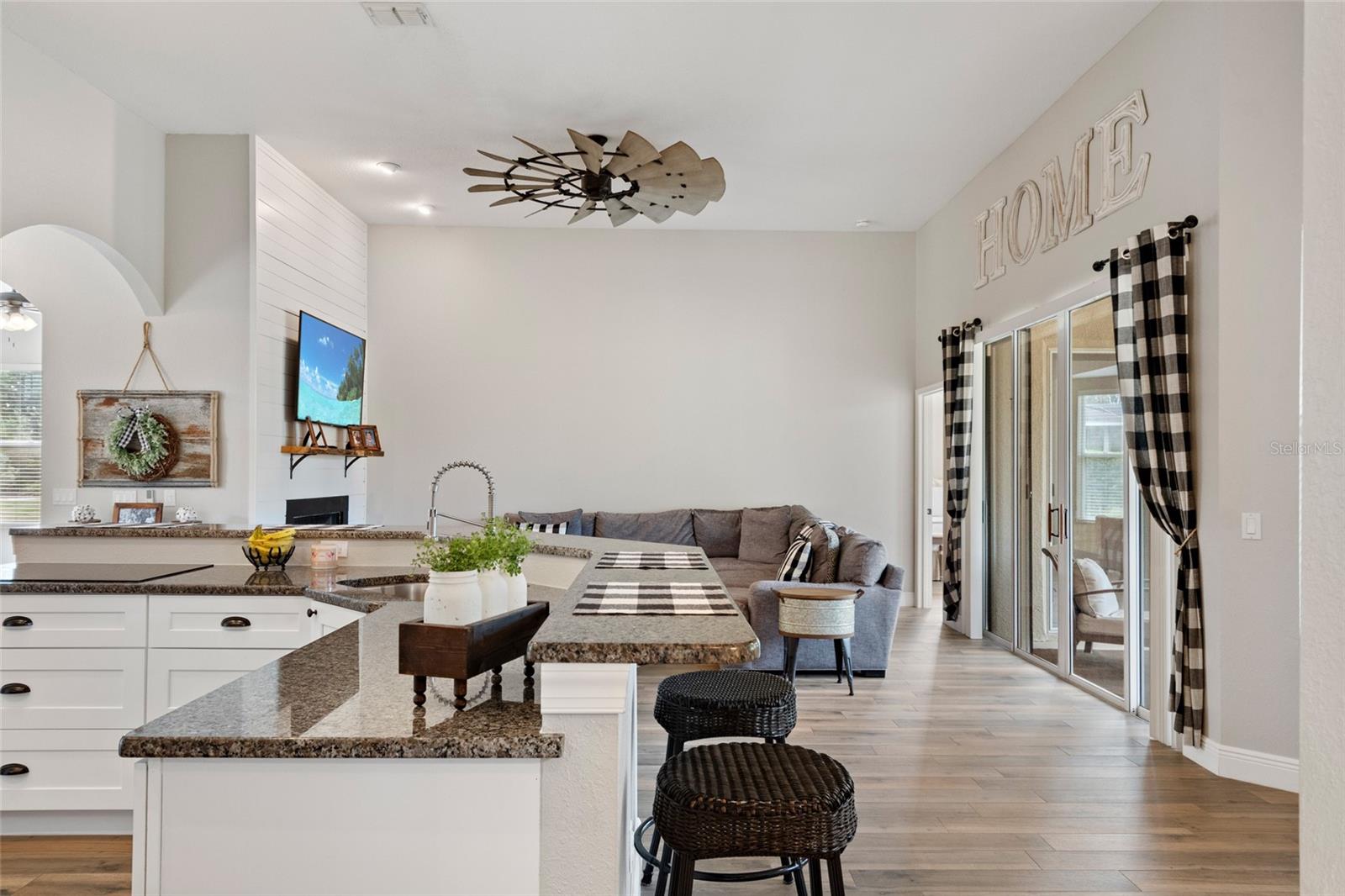 32421 WOLFS TRL, SORRENTO, FL, 32776