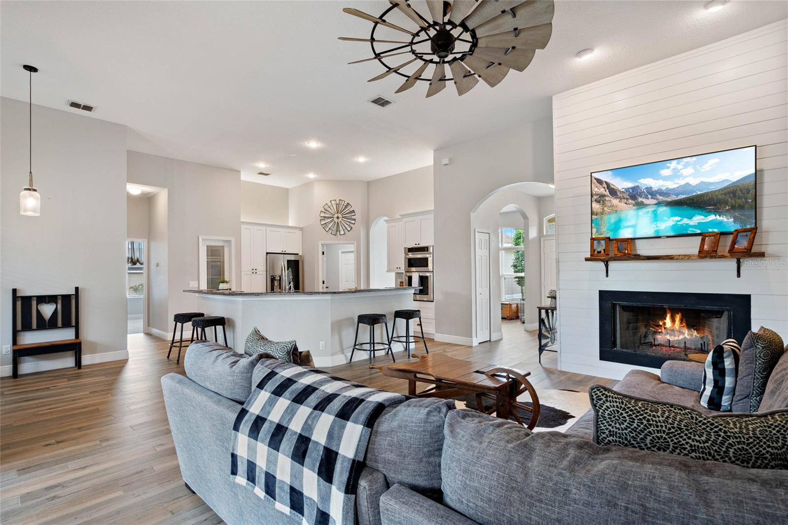 32421 WOLFS TRL, SORRENTO, FL, 32776