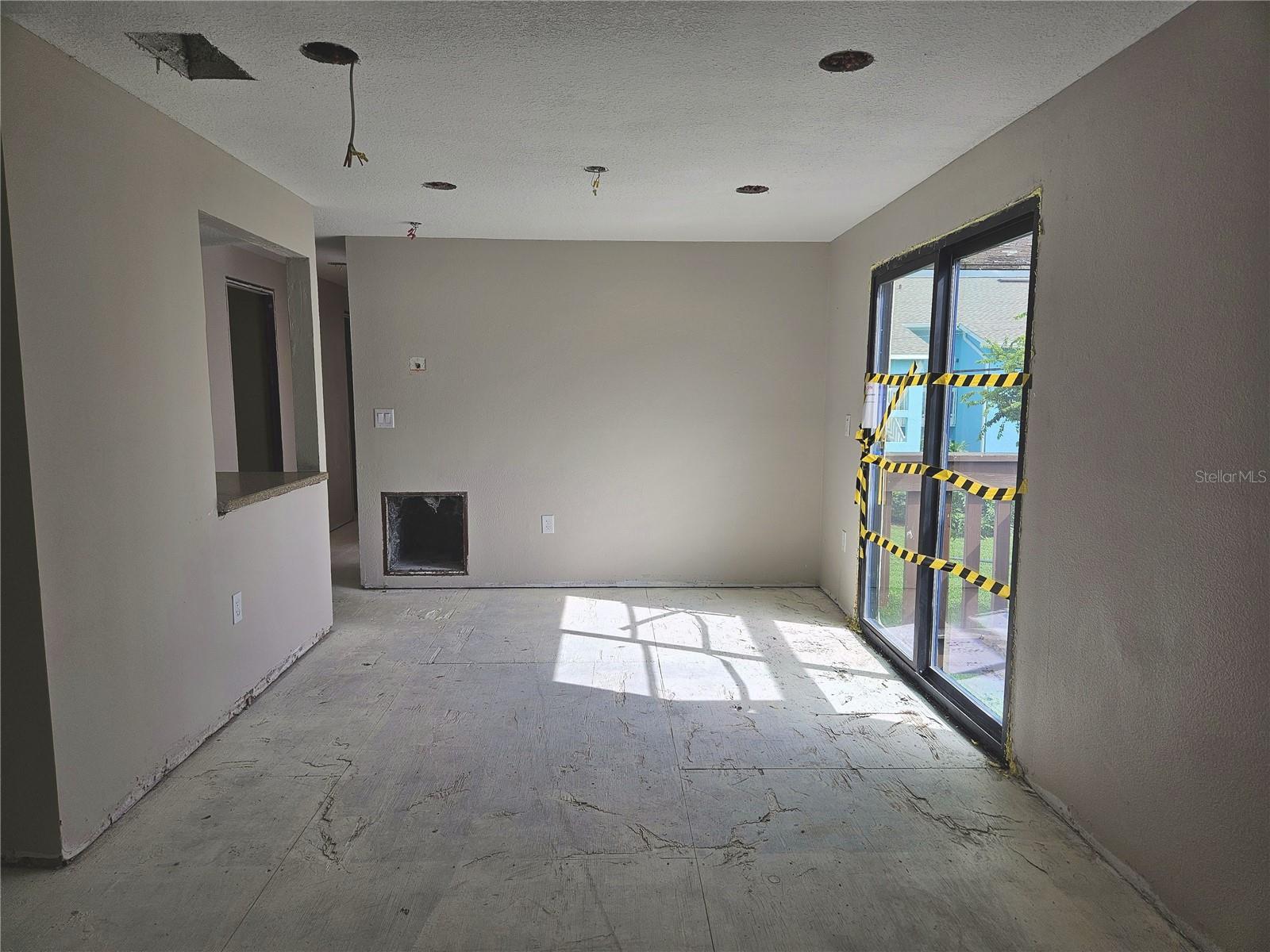 TB8362430 Property Photo