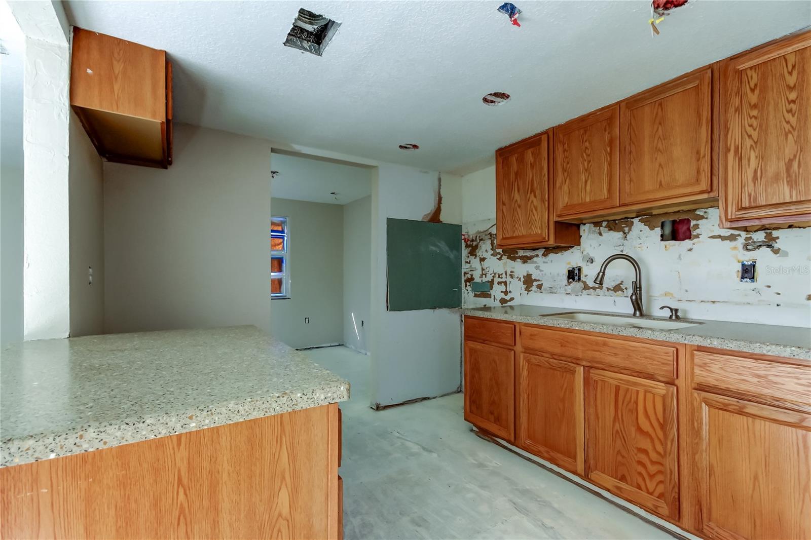 TB8362430 Property Photo