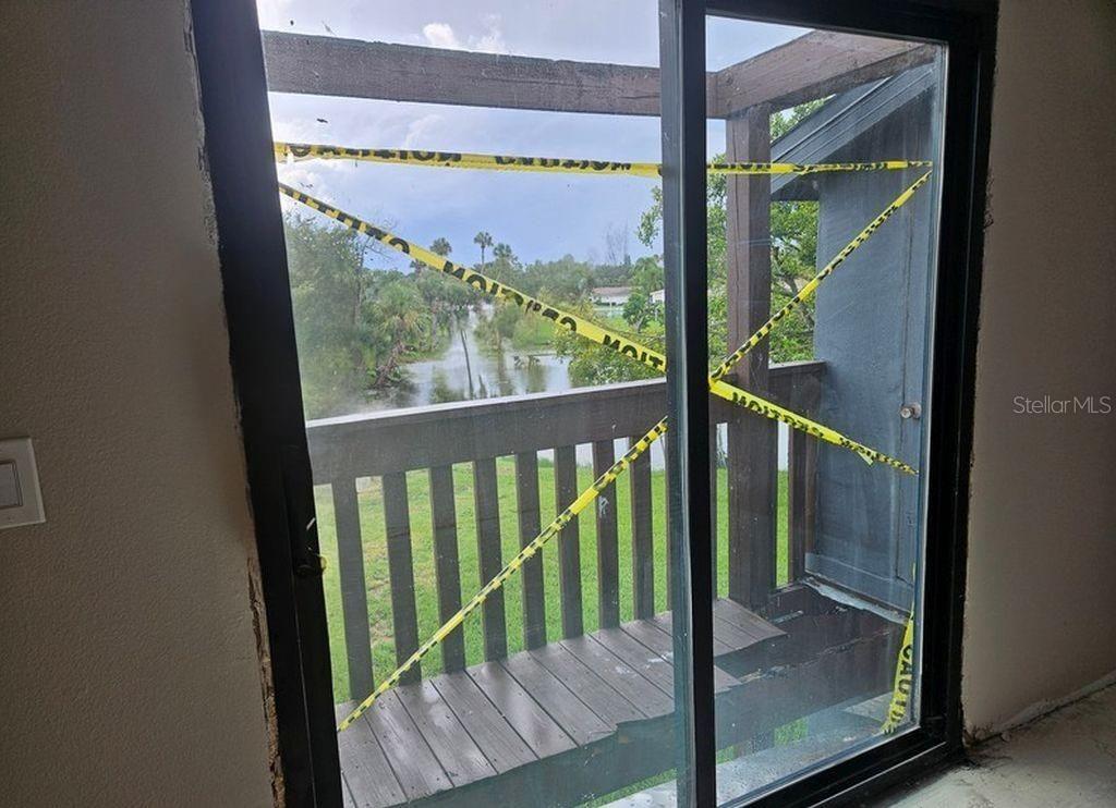 TB8362430 Property Photo