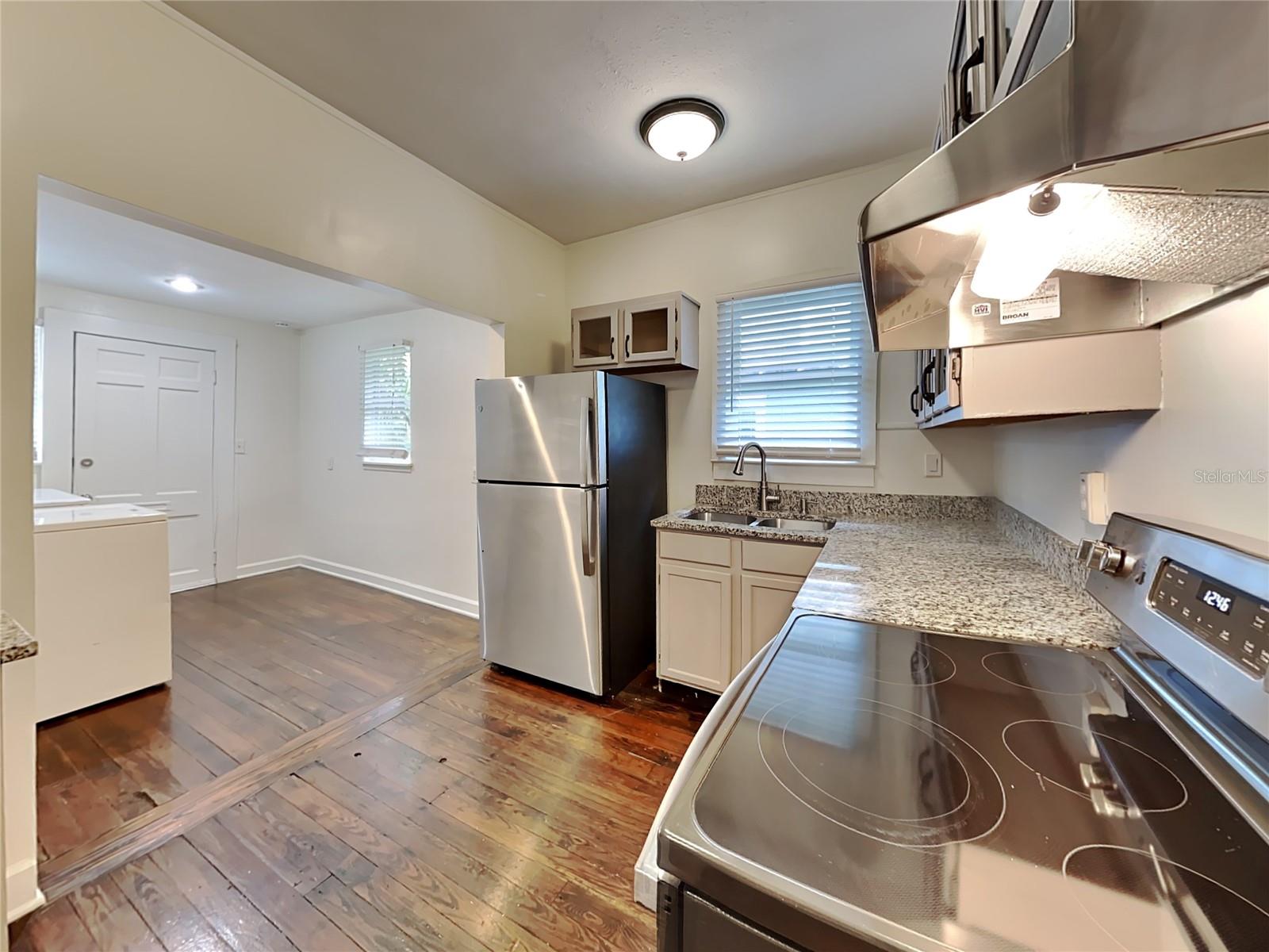 538 S EOLA DR, ORLANDO, FL, 32801