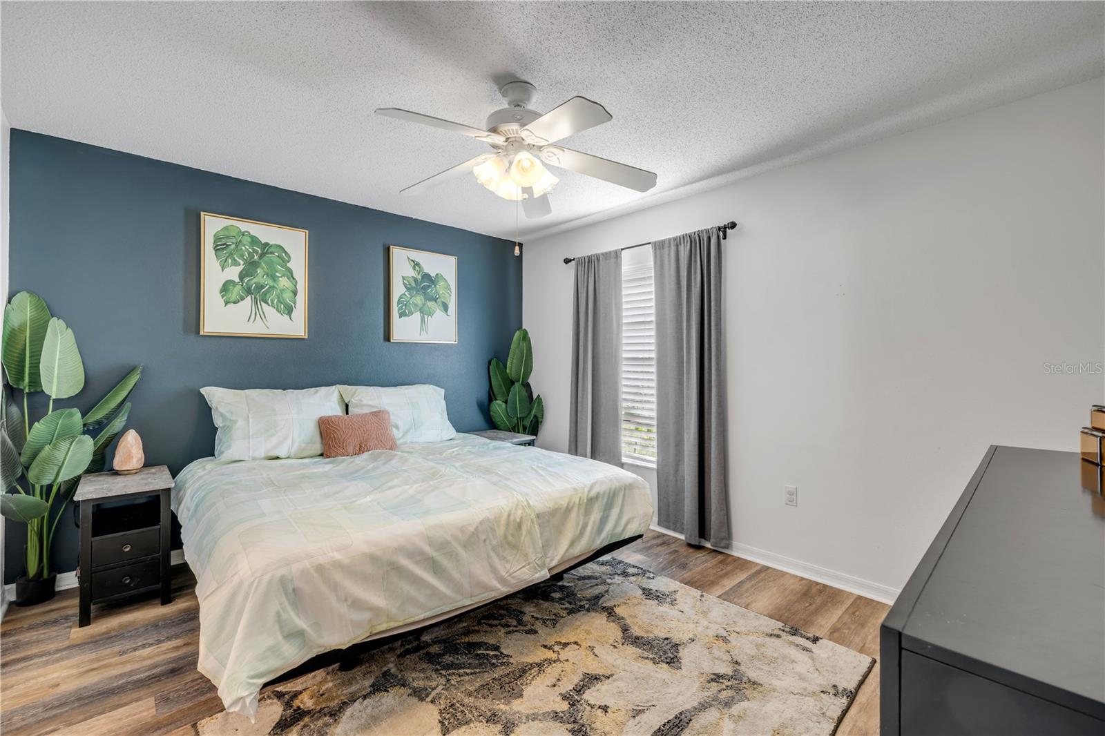 3330 QUEEN PALM DR, EDGEWATER, FL, 32141