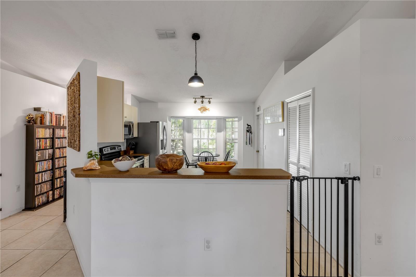 3330 QUEEN PALM DR, EDGEWATER, FL, 32141