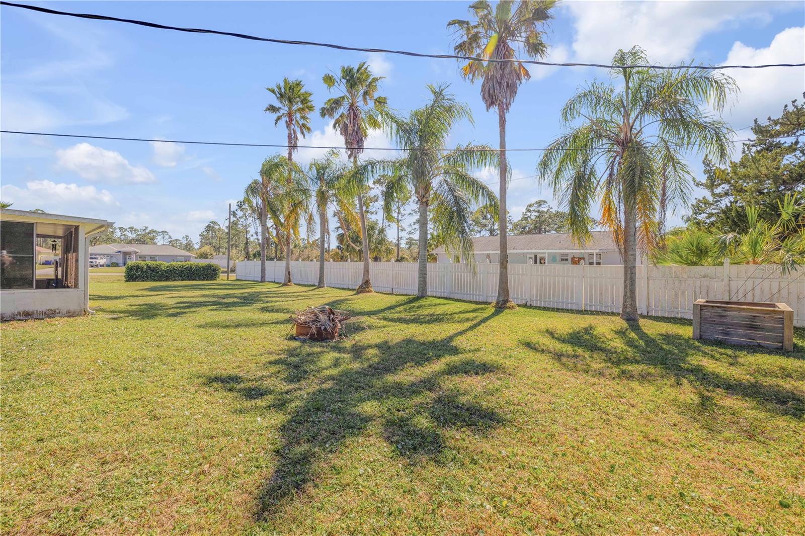 3330 QUEEN PALM DR, EDGEWATER, FL, 32141