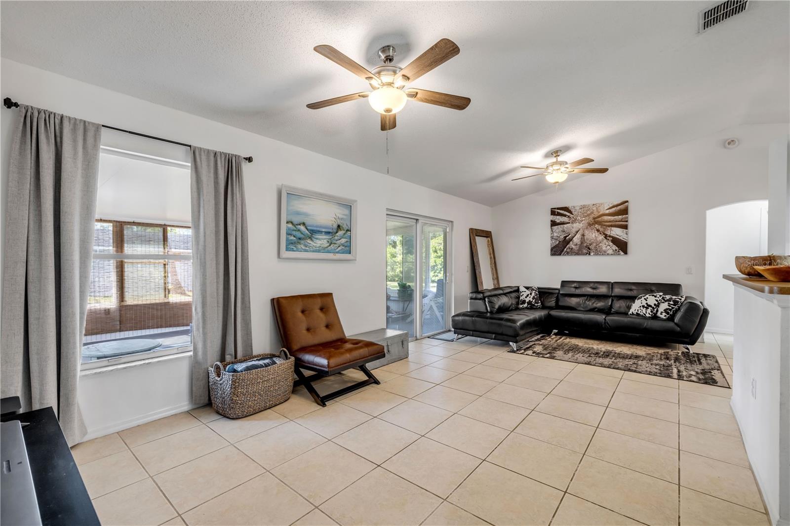 3330 QUEEN PALM DR, EDGEWATER, FL, 32141