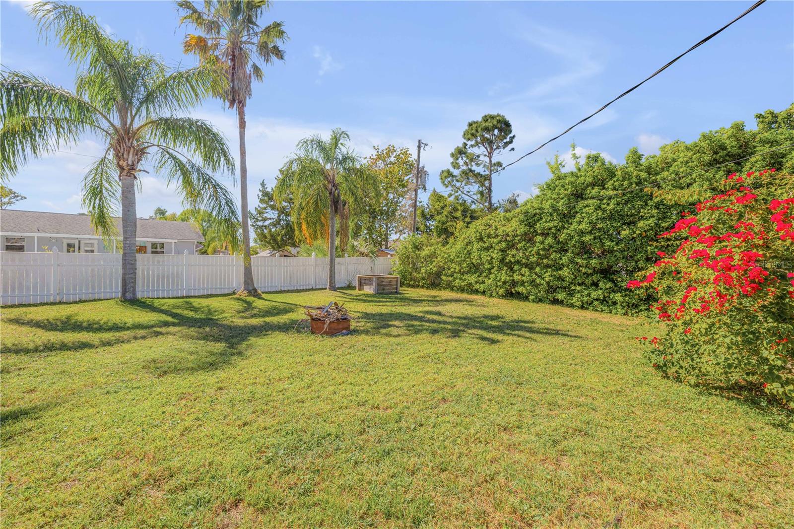 3330 QUEEN PALM DR, EDGEWATER, FL, 32141