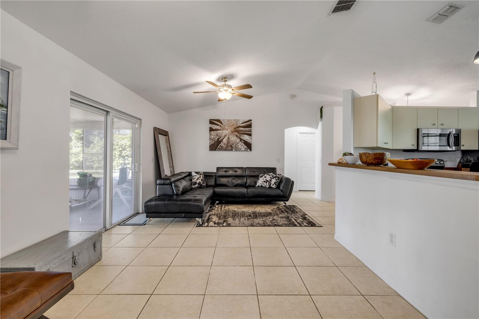 3330 QUEEN PALM DR, EDGEWATER, FL, 32141