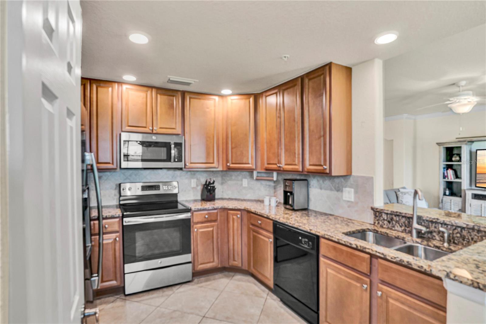 6708 GRAND ESTUARY TRL #104, BRADENTON, FL, 34212