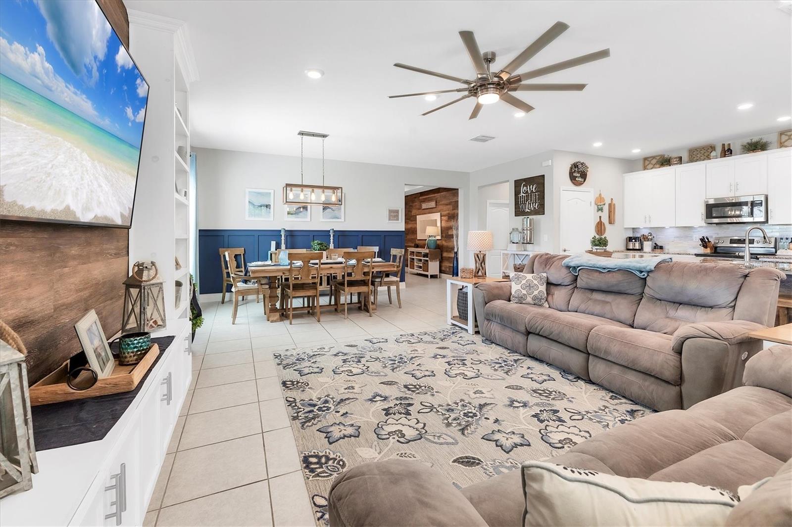 9213 SPRING CIR, PORT CHARLOTTE, FL, 33981