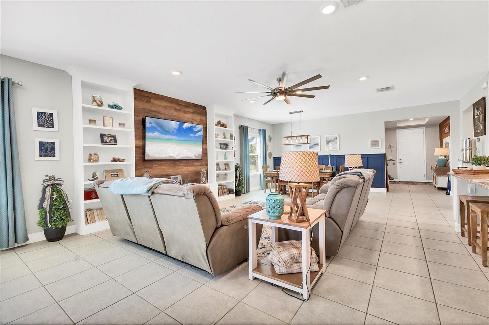 9213 SPRING CIR, PORT CHARLOTTE, FL, 33981